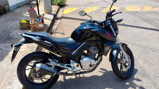 HONDA CB TWISTER 